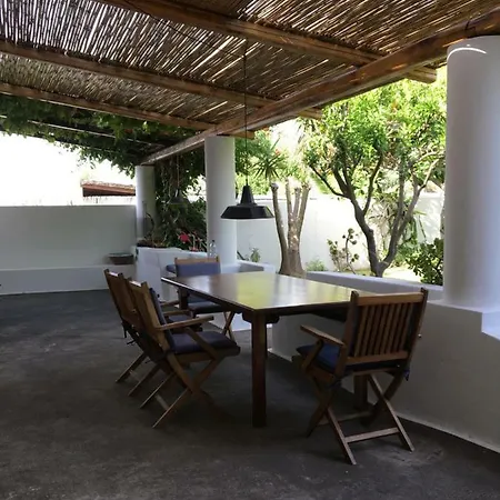 Armonica Casa Con Giardino Piscita