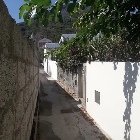 Armonica Casa Con Giardino Piscita *
