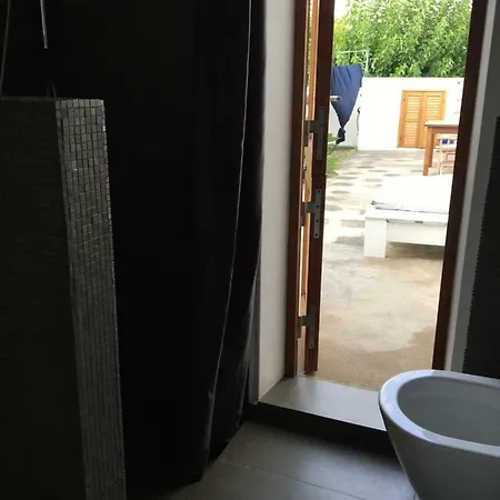 Armonica Casa Con Giardino Piscita *